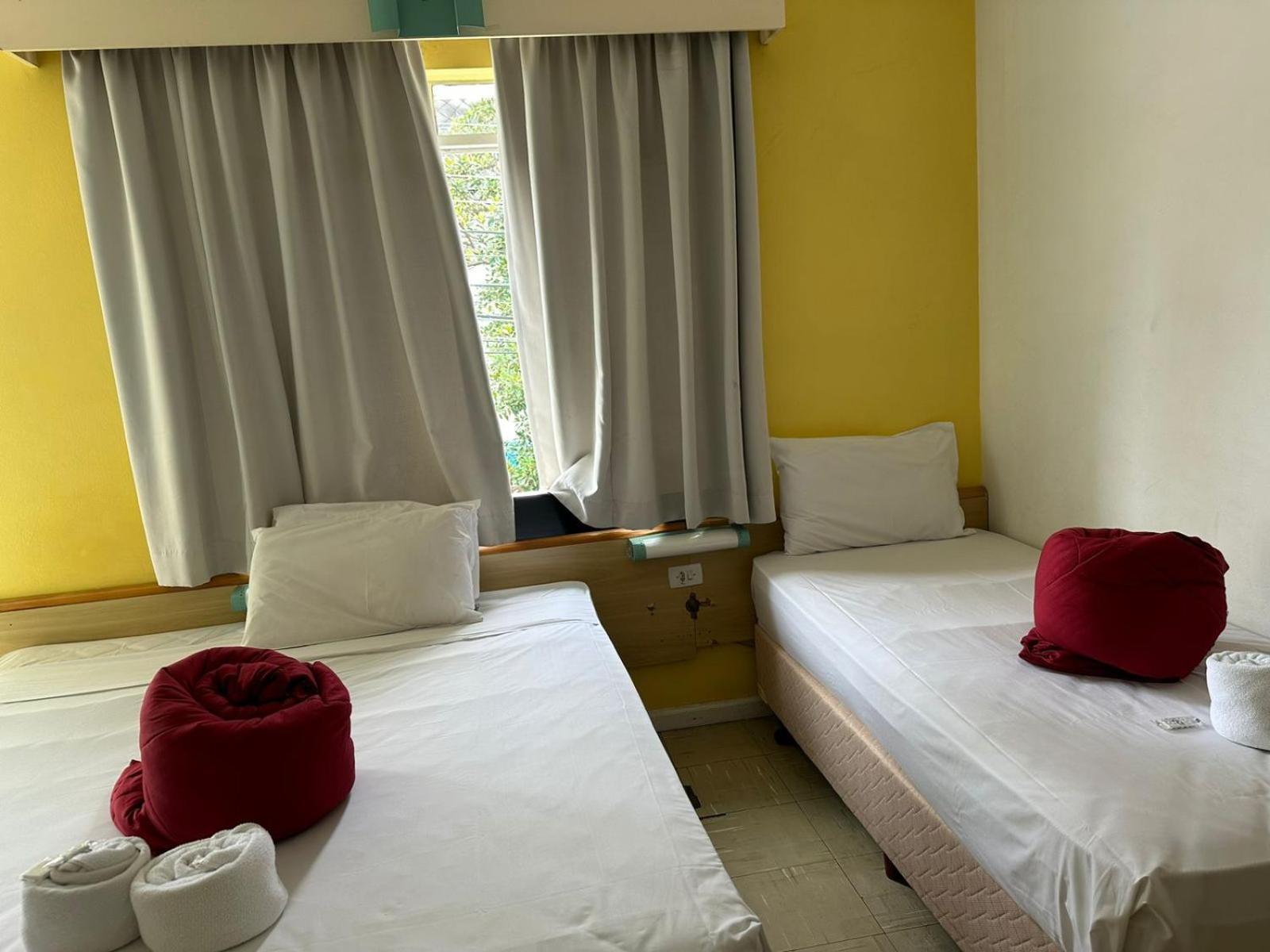 Hotel Blumenau Centro Curitiba Extérieur photo